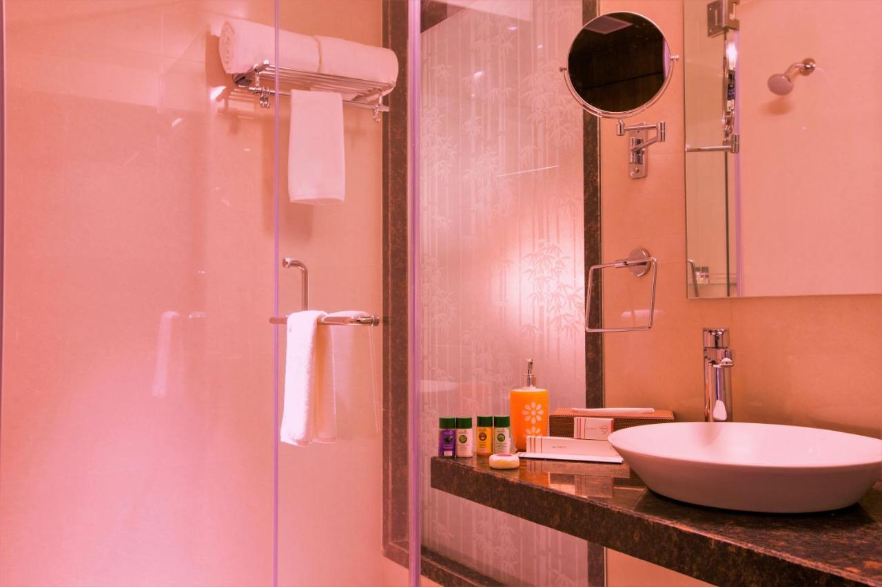 New Hotel Europa Inn Rajkot Eksteriør billede