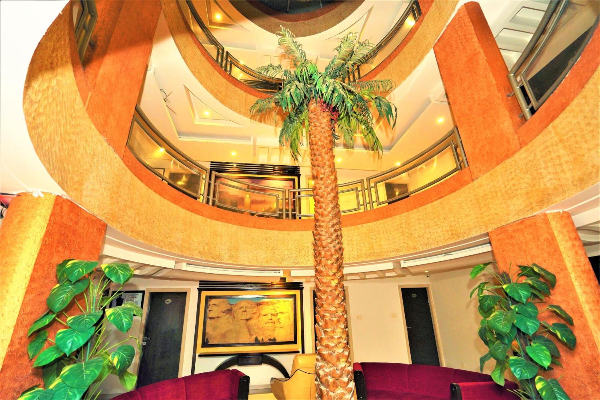 New Hotel Europa Inn Rajkot Eksteriør billede